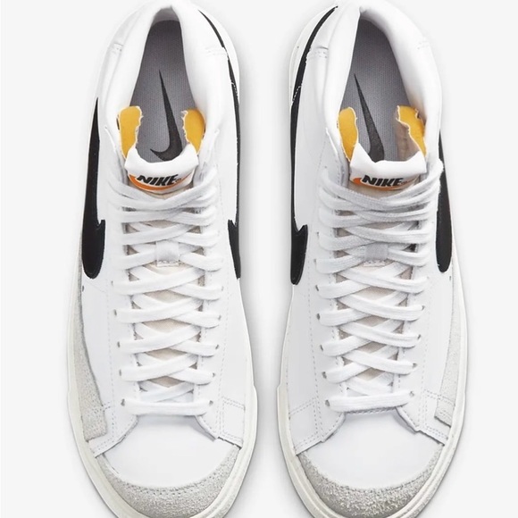 Nike Blazer, Mid Cut, (New) - Picture 4 of 5
